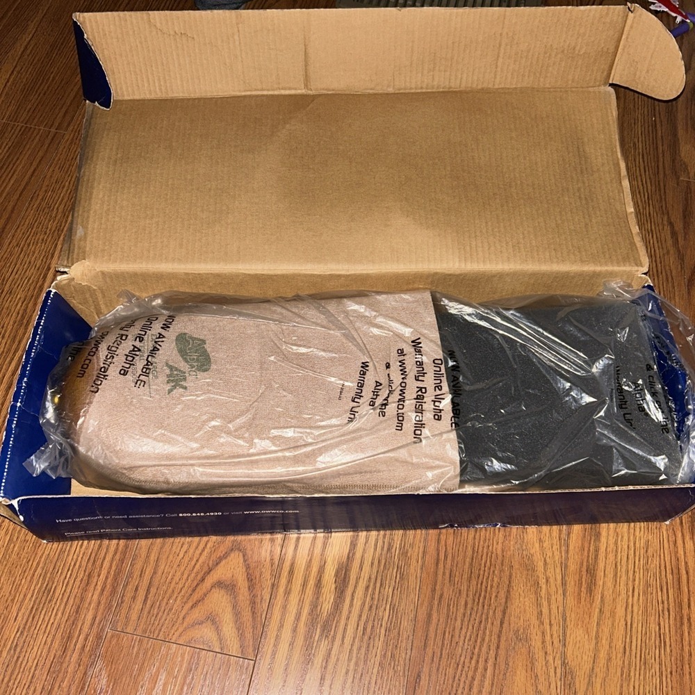 New In Box Willowwood Alpha Gel Lateral Locking Liner, XL,  AKL-2631-X